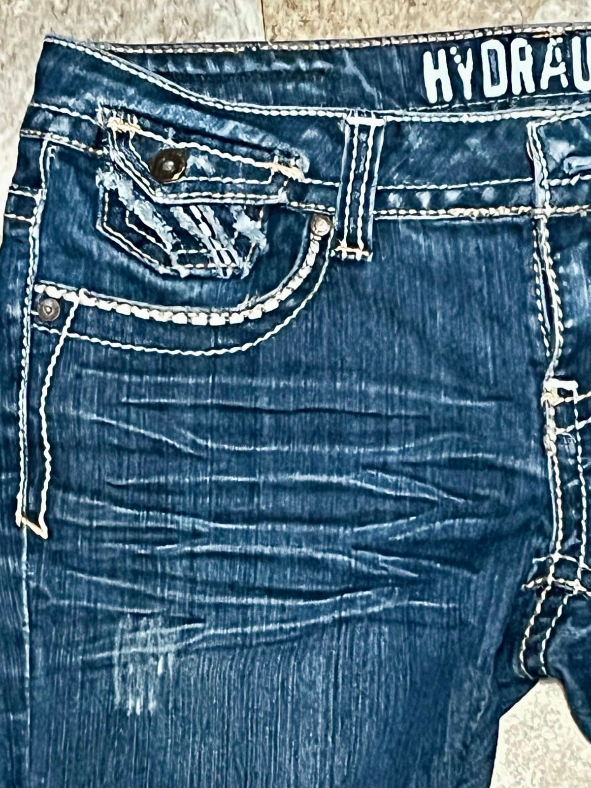 Women’s Hydraulic Shorts 7/8 - Thumbnail 2