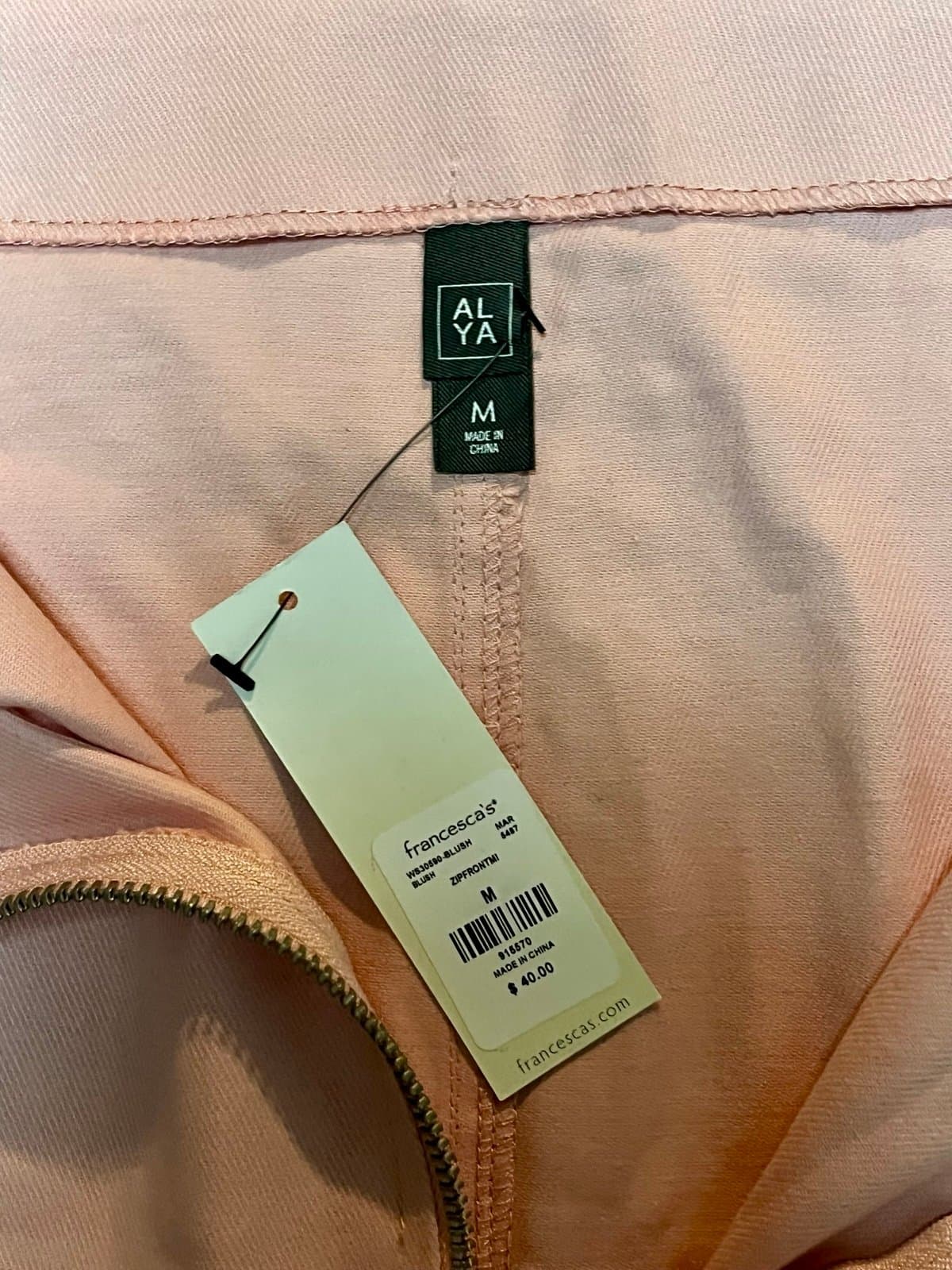NWT, Alya Skirt, size M - Thumbnail 4