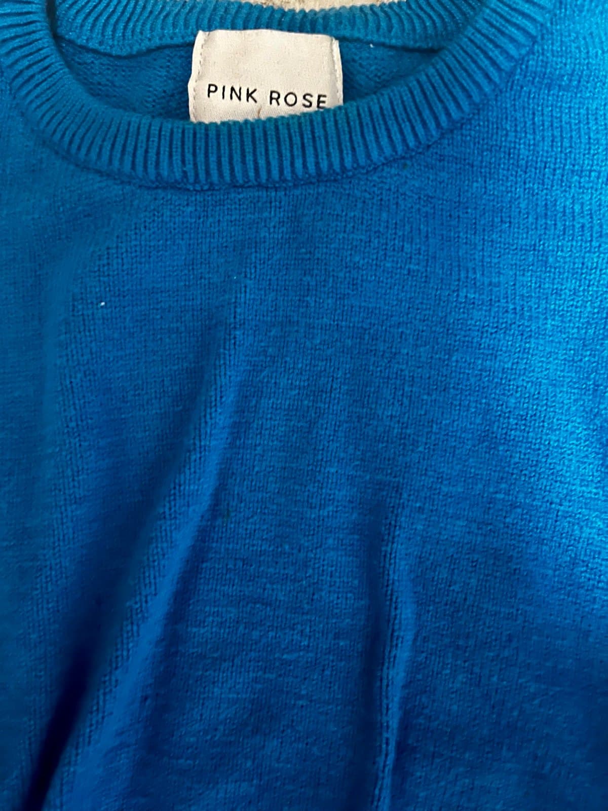 Pink Rose Sweater, size M. - Thumbnail 2