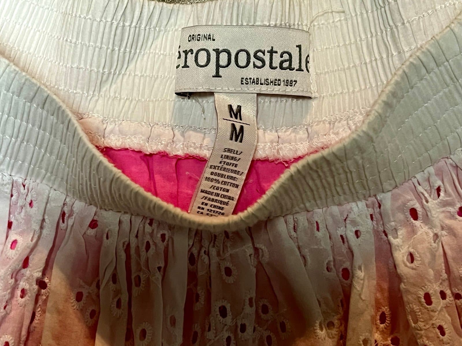 Aeropostale white Floral Skirt with Pink underlay, size M - Thumbnail 2
