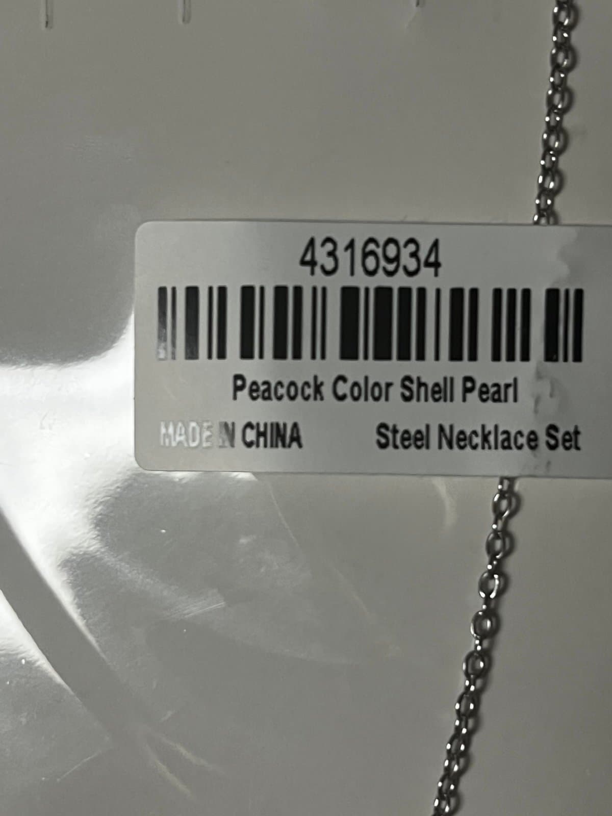 Shell Pearl Drop Earnings and Necklace set - Thumbnail 5
