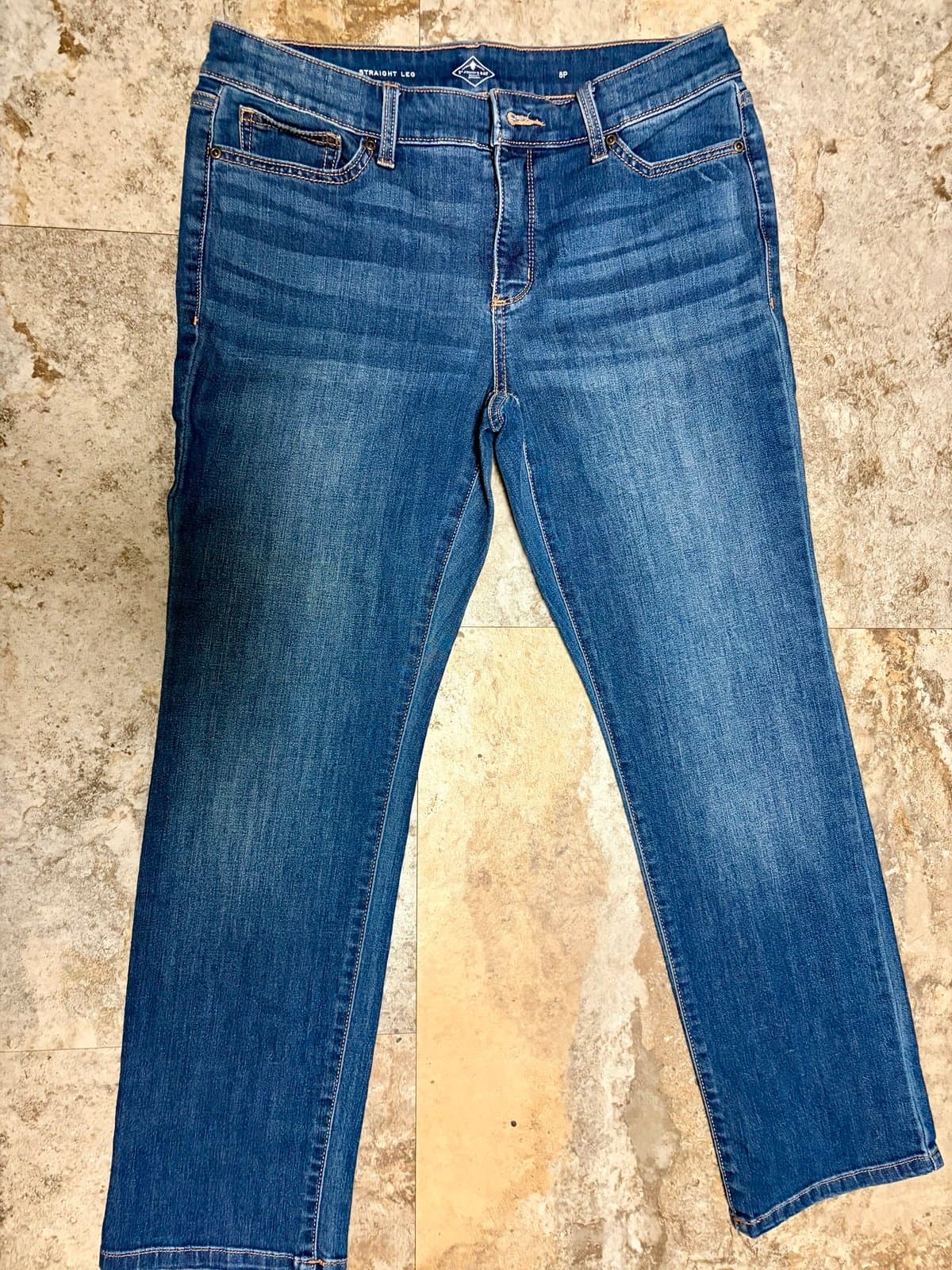 Women’s St. John’s Bay Jeans size 8 - Image 1