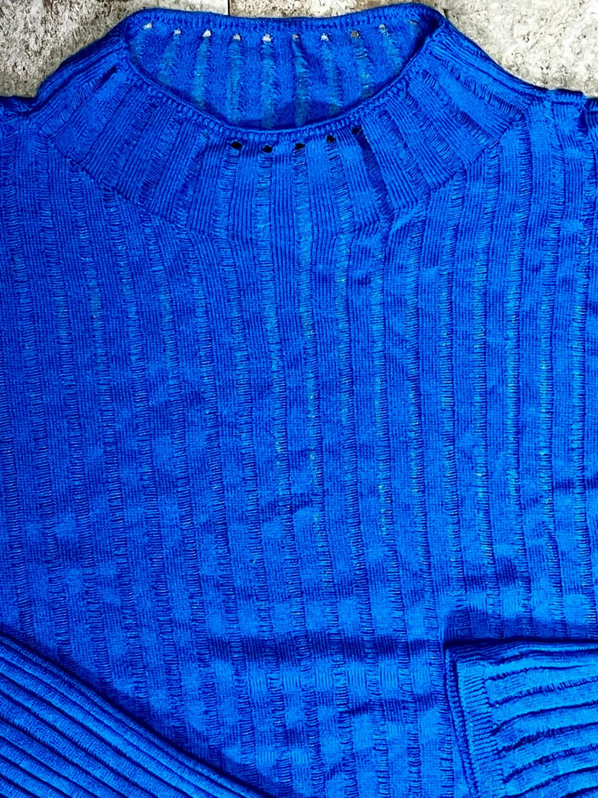 ASOS Long Sleeve cropped Sweater, size 6 - Thumbnail 3