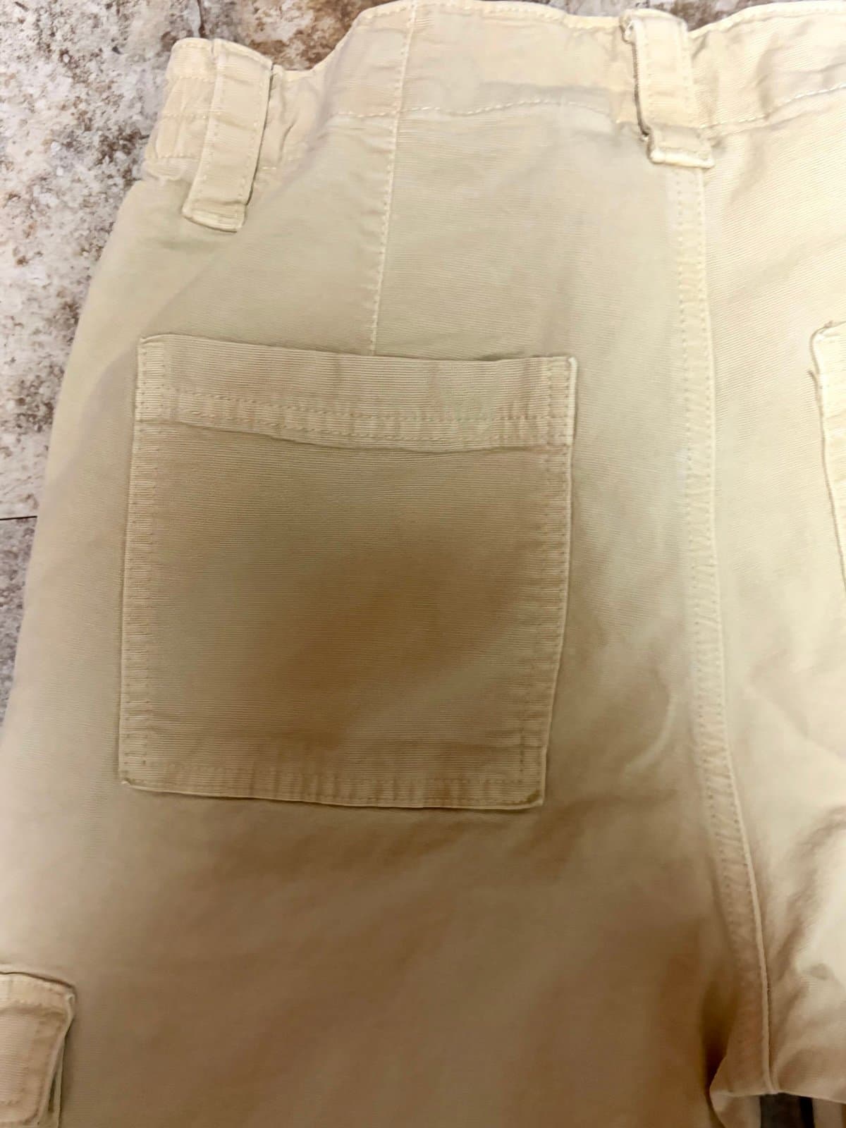 American Eagle Khaki Cargo Pants, size 4 - Thumbnail 9