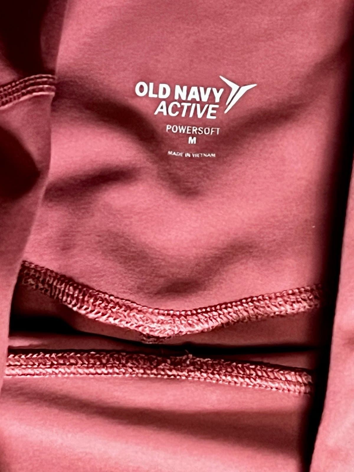 Old Navy Active Long Sleeve and Athletic leggings - Thumbnail 4