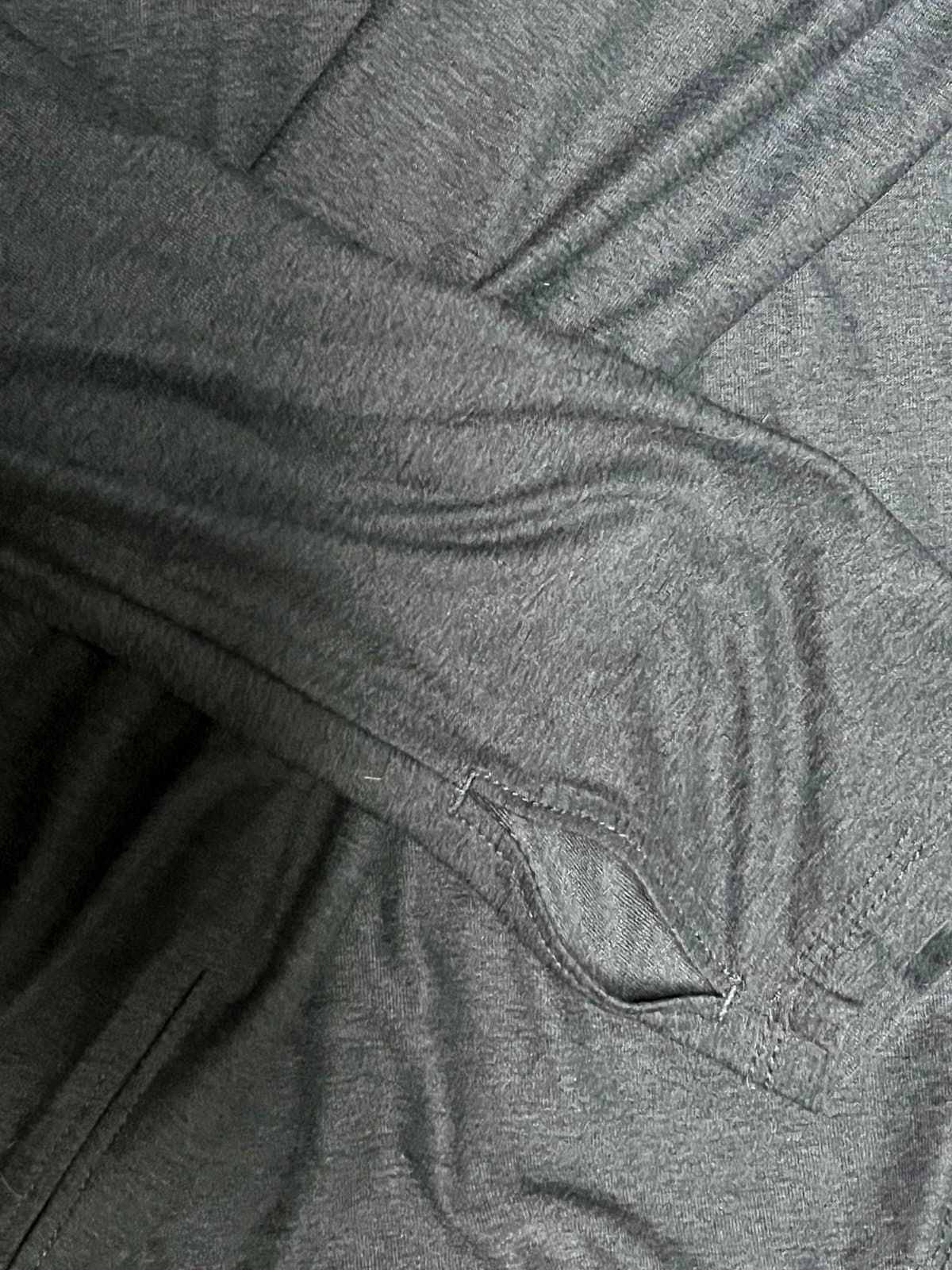 Old Navy Active Long Sleeve and Athletic leggings - Thumbnail 2