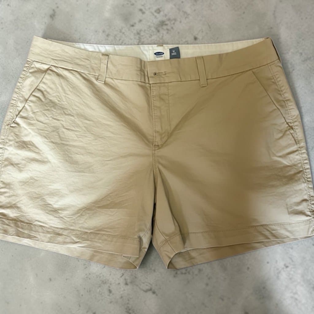 Women’s Old Navy Shorts 12 - Image 1