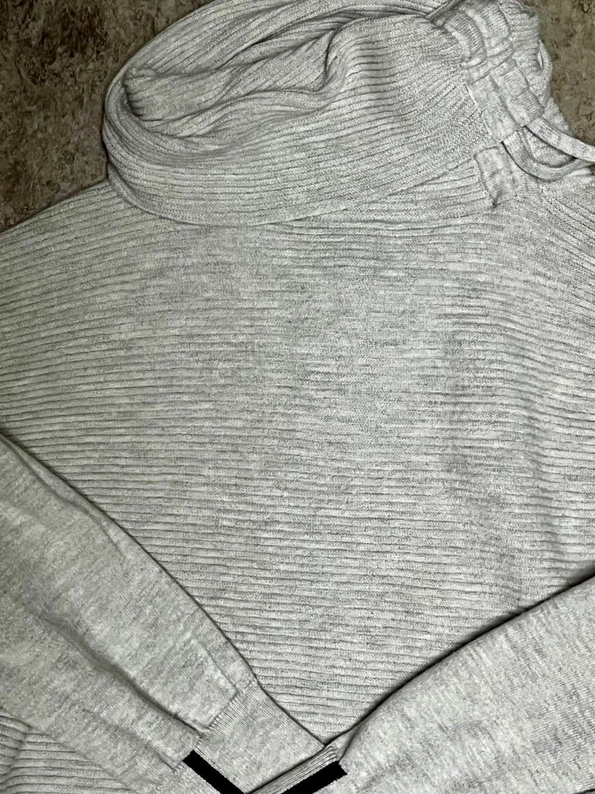 Cynthia Rowley Athletic Top, size SM - Thumbnail 2