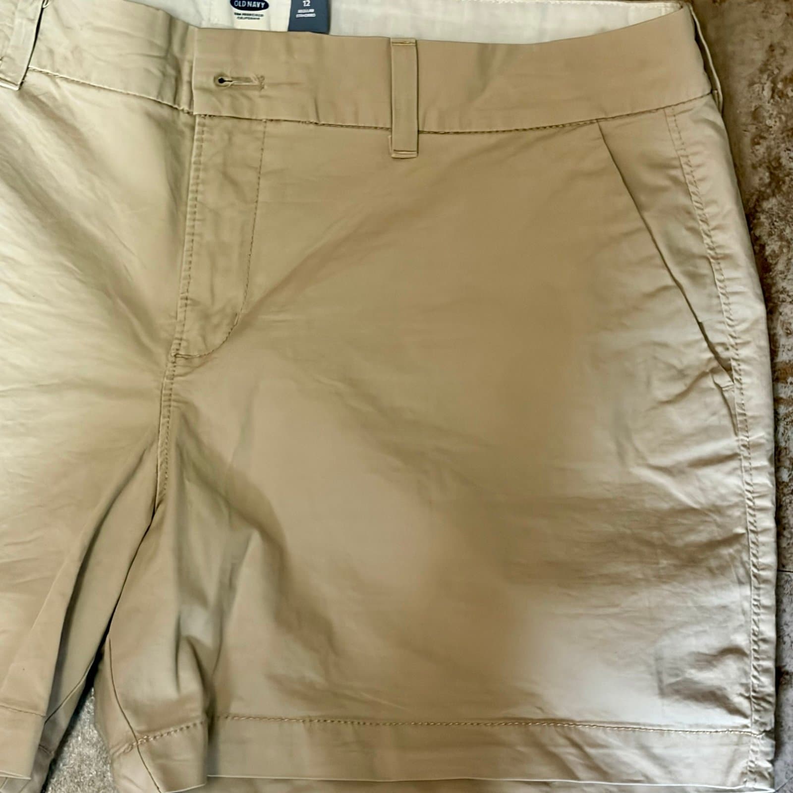 Women’s Old Navy Shorts 12 - Thumbnail 3