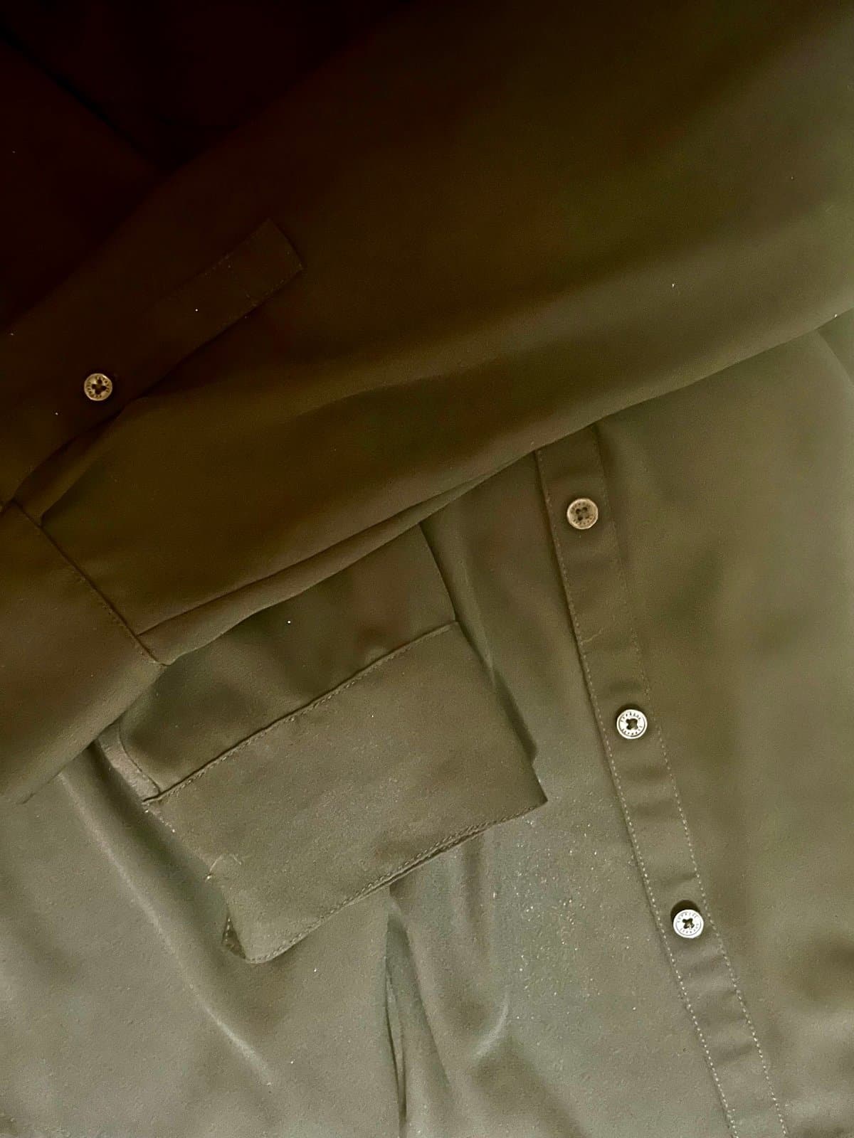 Black Express button up, size SM. - Thumbnail 2