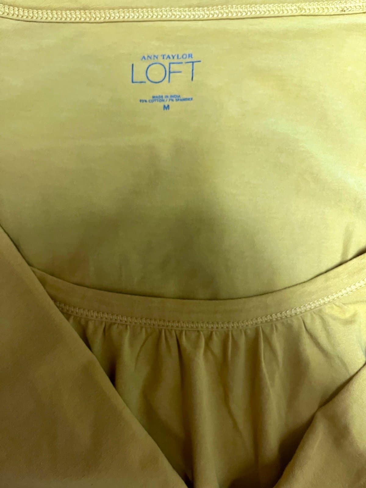 Ann Taylor Loft Top size M - Thumbnail 2
