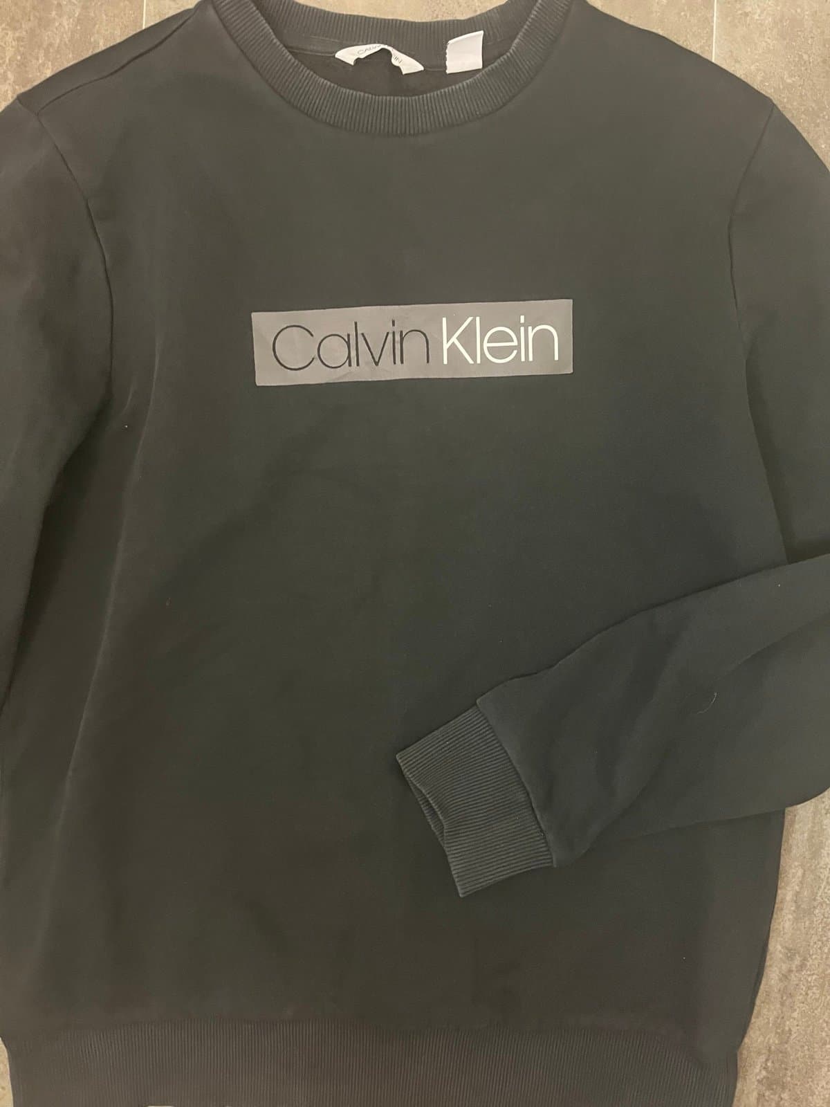 Calvin Klein Sweater size SM - Image 1