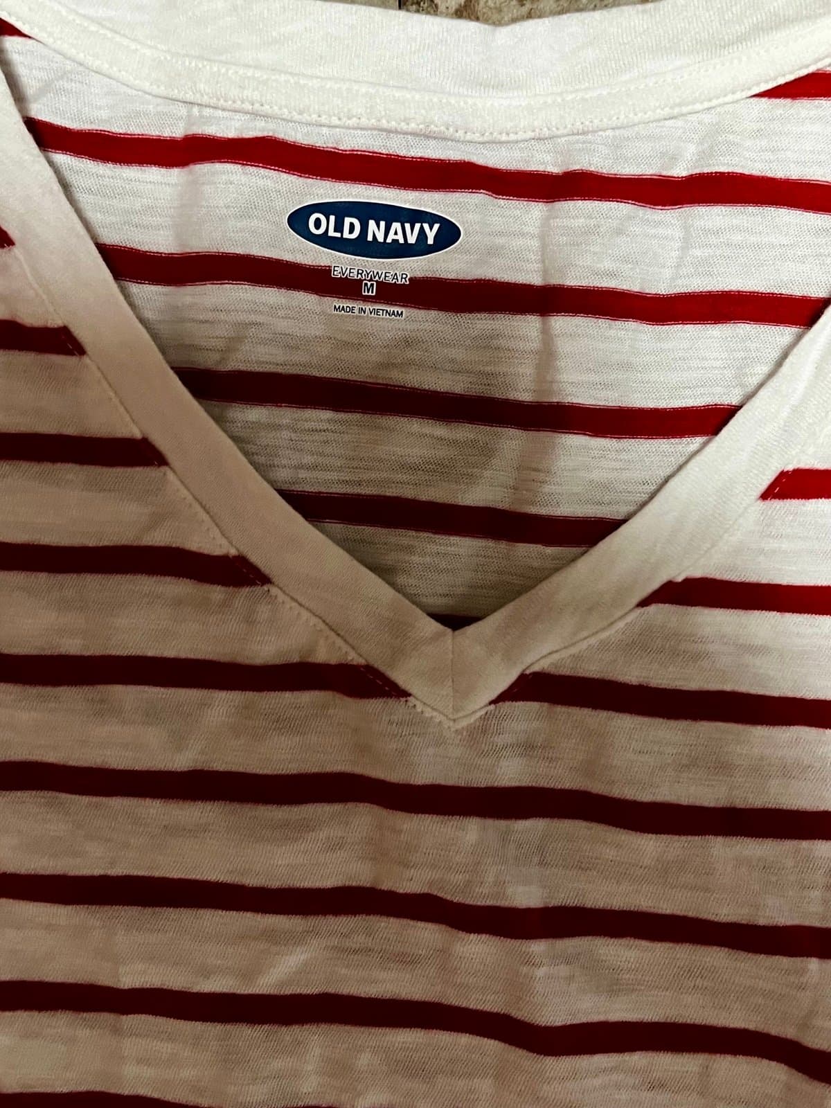 Old Navy Top size M - Thumbnail 2
