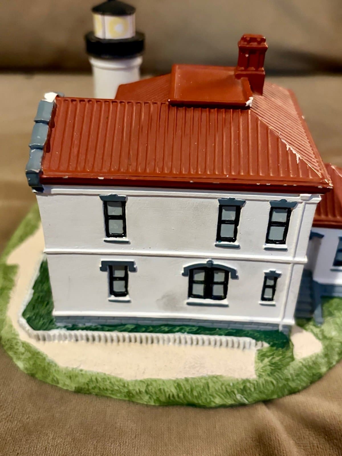 Dan berry Mint Lighthouse Figurine - Thumbnail 3