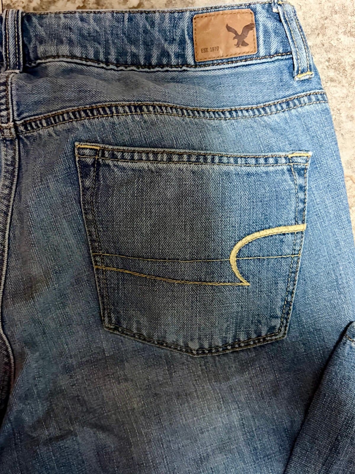Women’s American Eagle Boyfriend Jeans, size 6 - Thumbnail 7