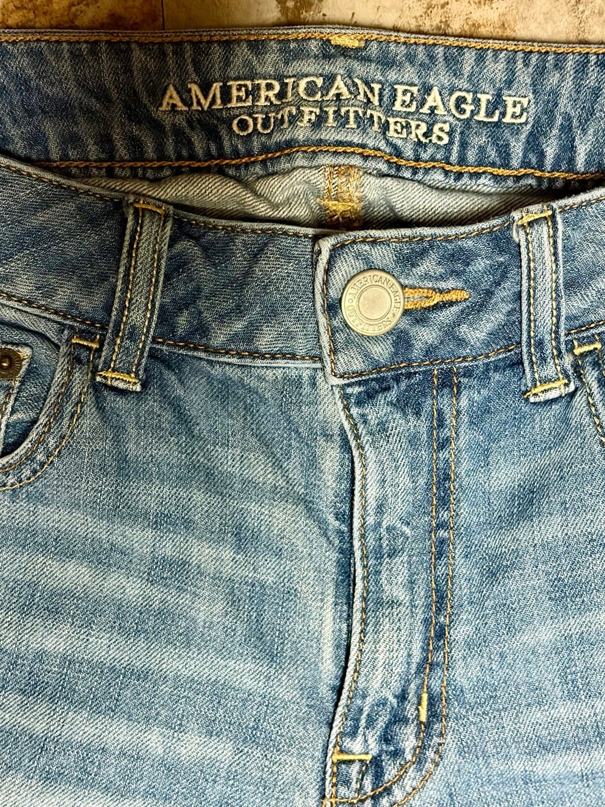Women’s American Eagle Boyfriend Jeans, size 6 - Thumbnail 3