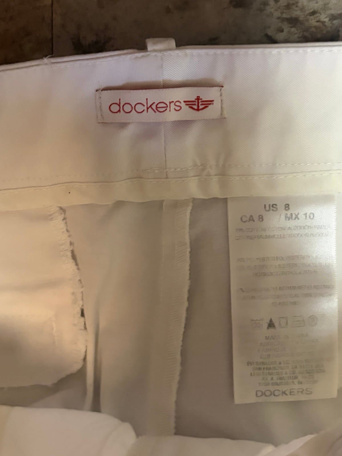Creme Dockers Shorts, size 8 - Thumbnail 2