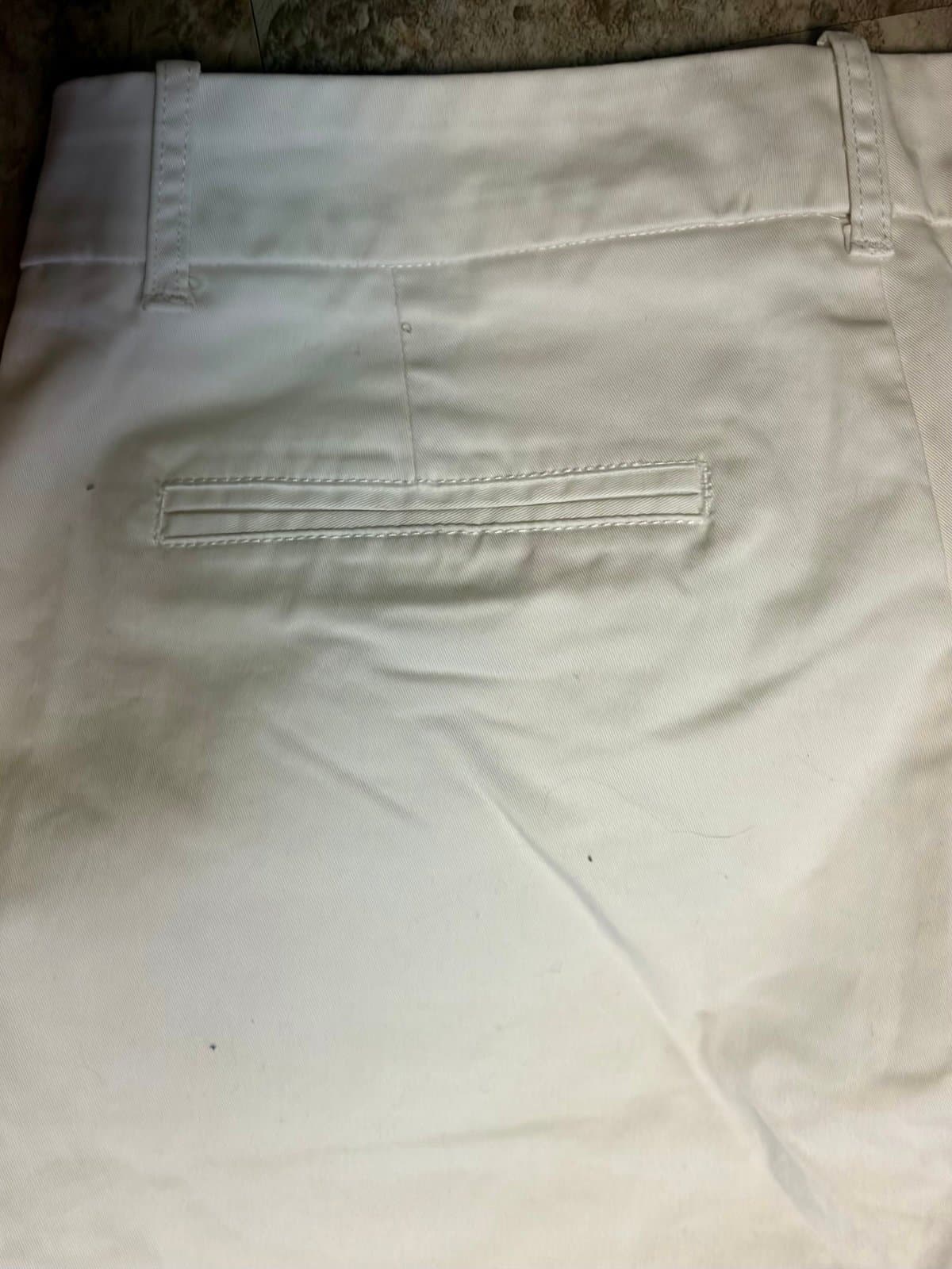 Creme Dockers Shorts, size 8 - Thumbnail 5
