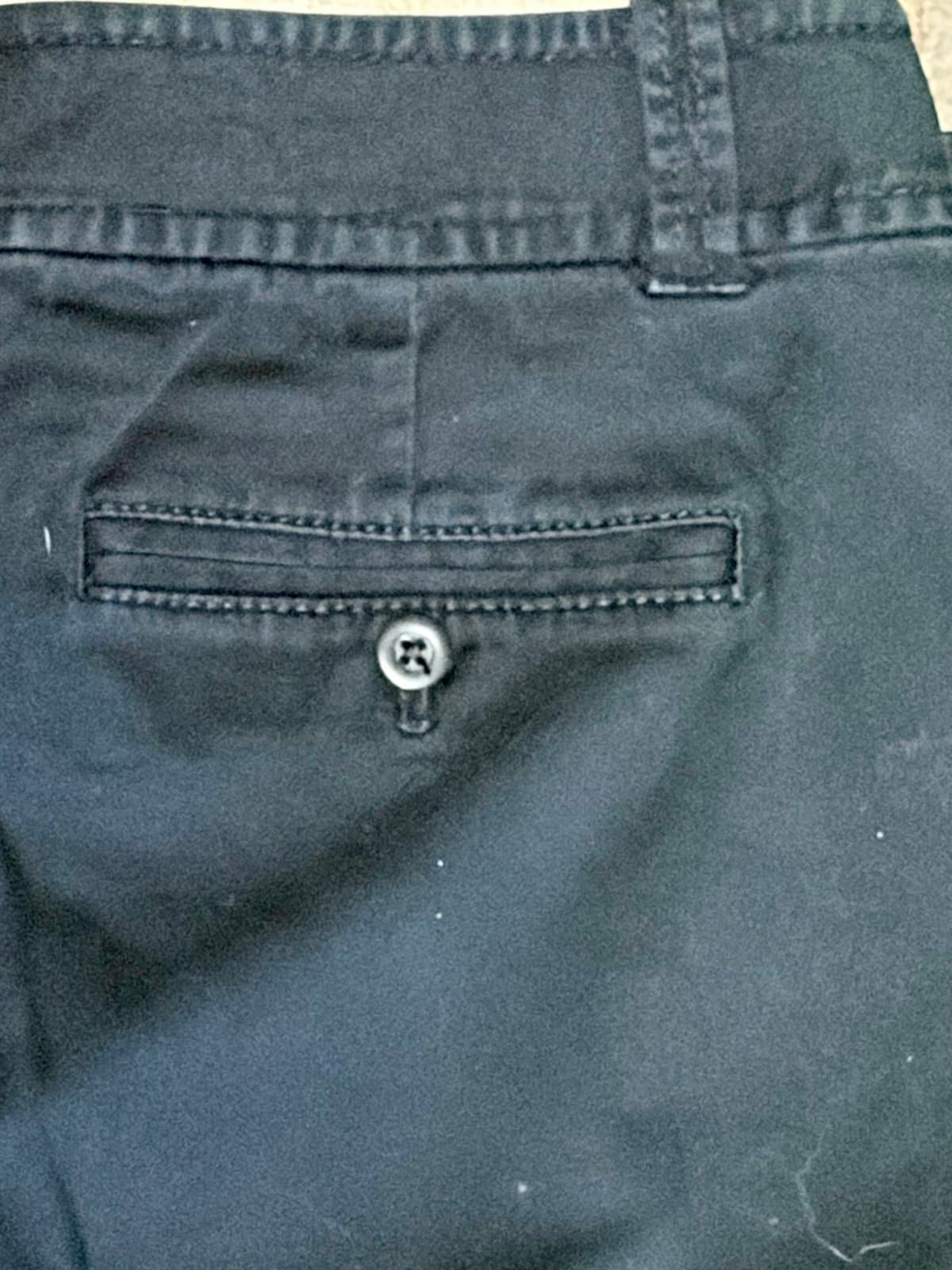 Women’s Loft cargo Navy Capris 6 - Thumbnail 5