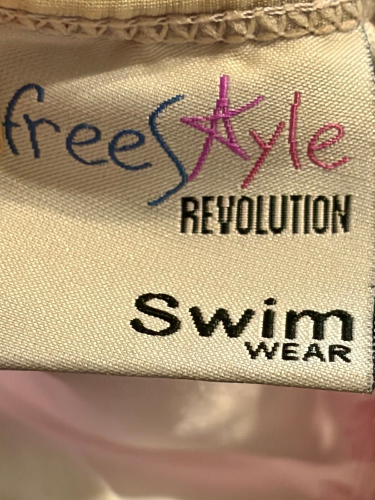 Children’s Swim Suit 4T - Thumbnail 3