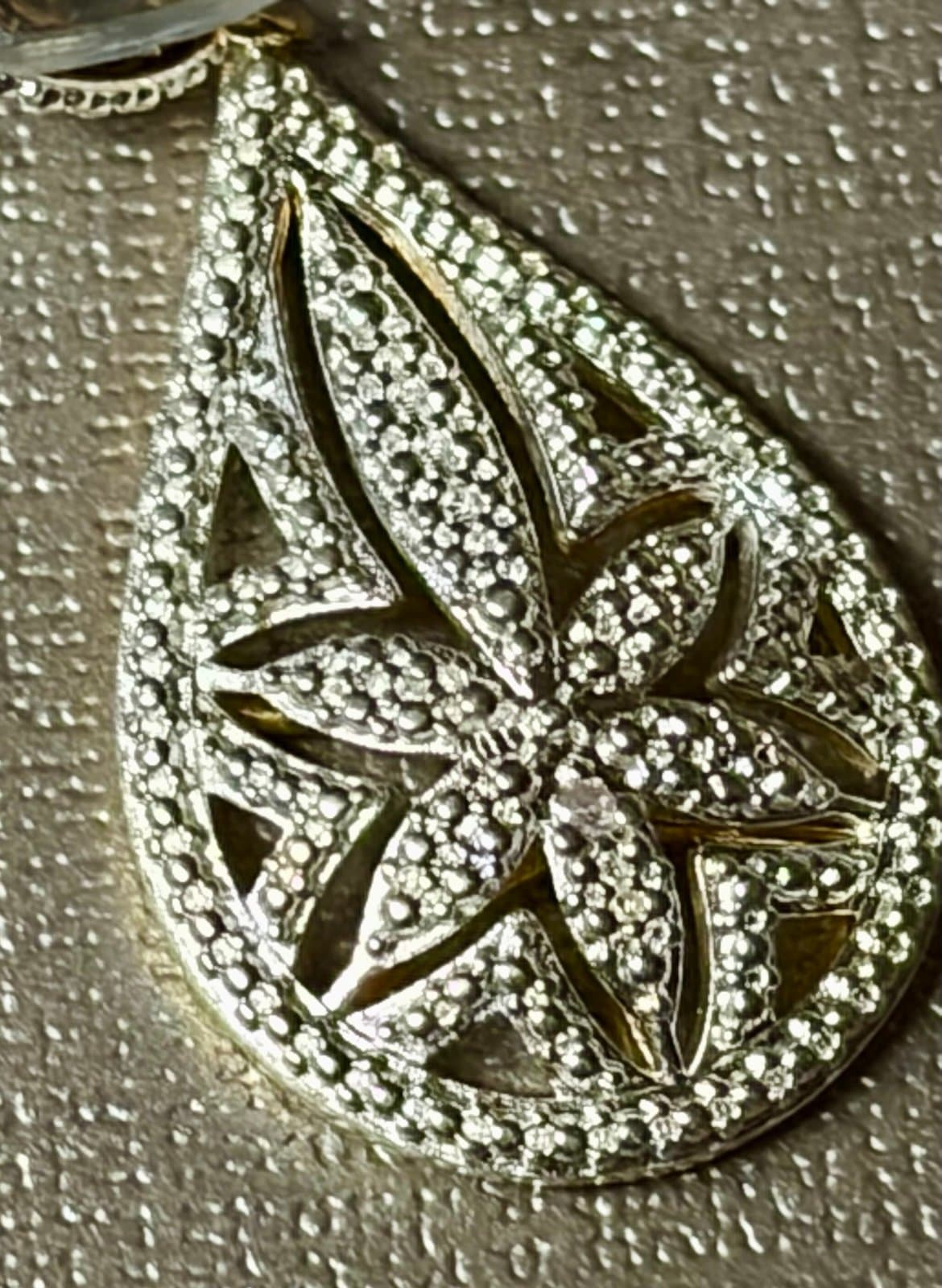 NWT, White Diamond Accent Floral Earrings - Thumbnail 6