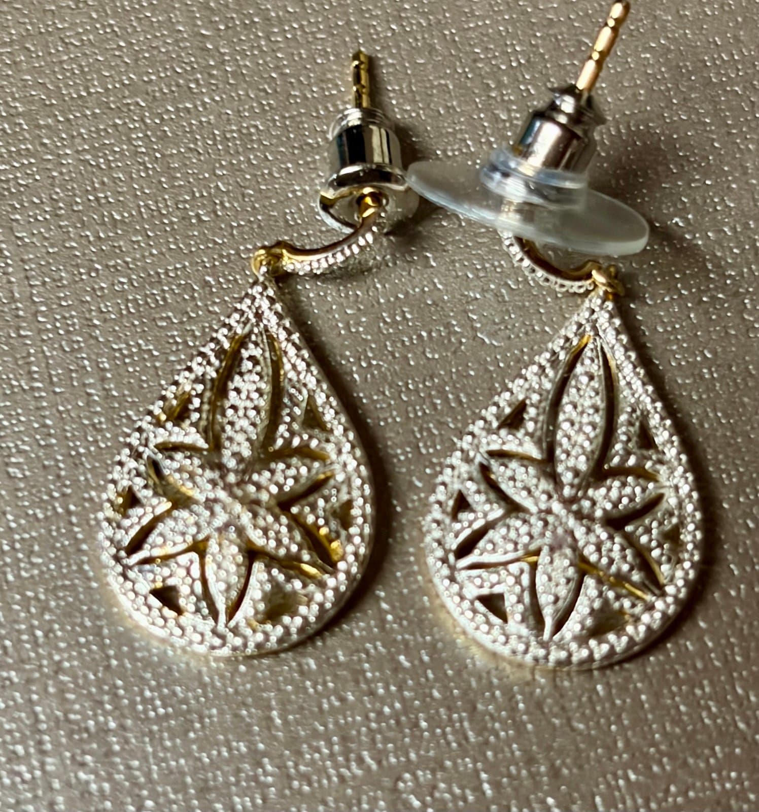 NWT, White Diamond Accent Floral Earrings - Thumbnail 4