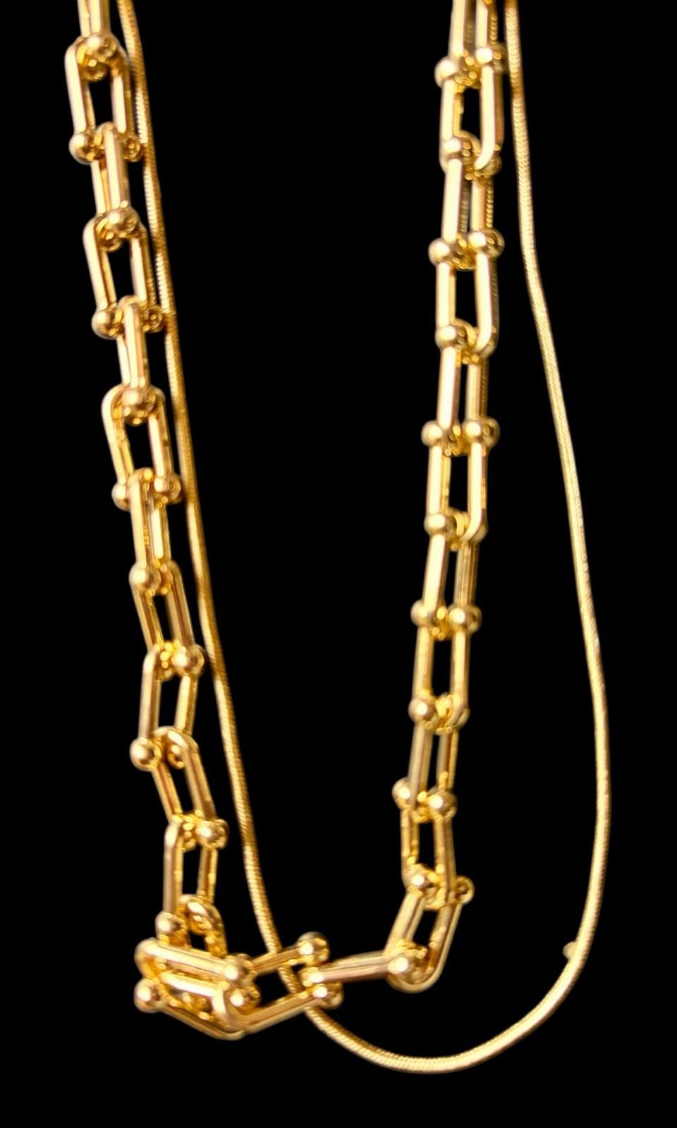 Set of Link Chain Necklaces in Gold tone and Silver tone - Thumbnail 2