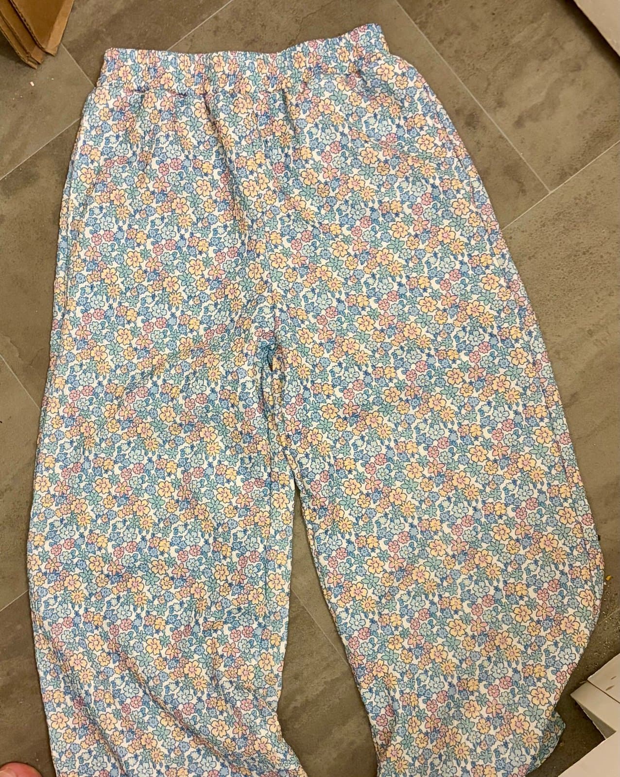 Set of 3 Girls wide leg Pants, size 10 - Thumbnail 4