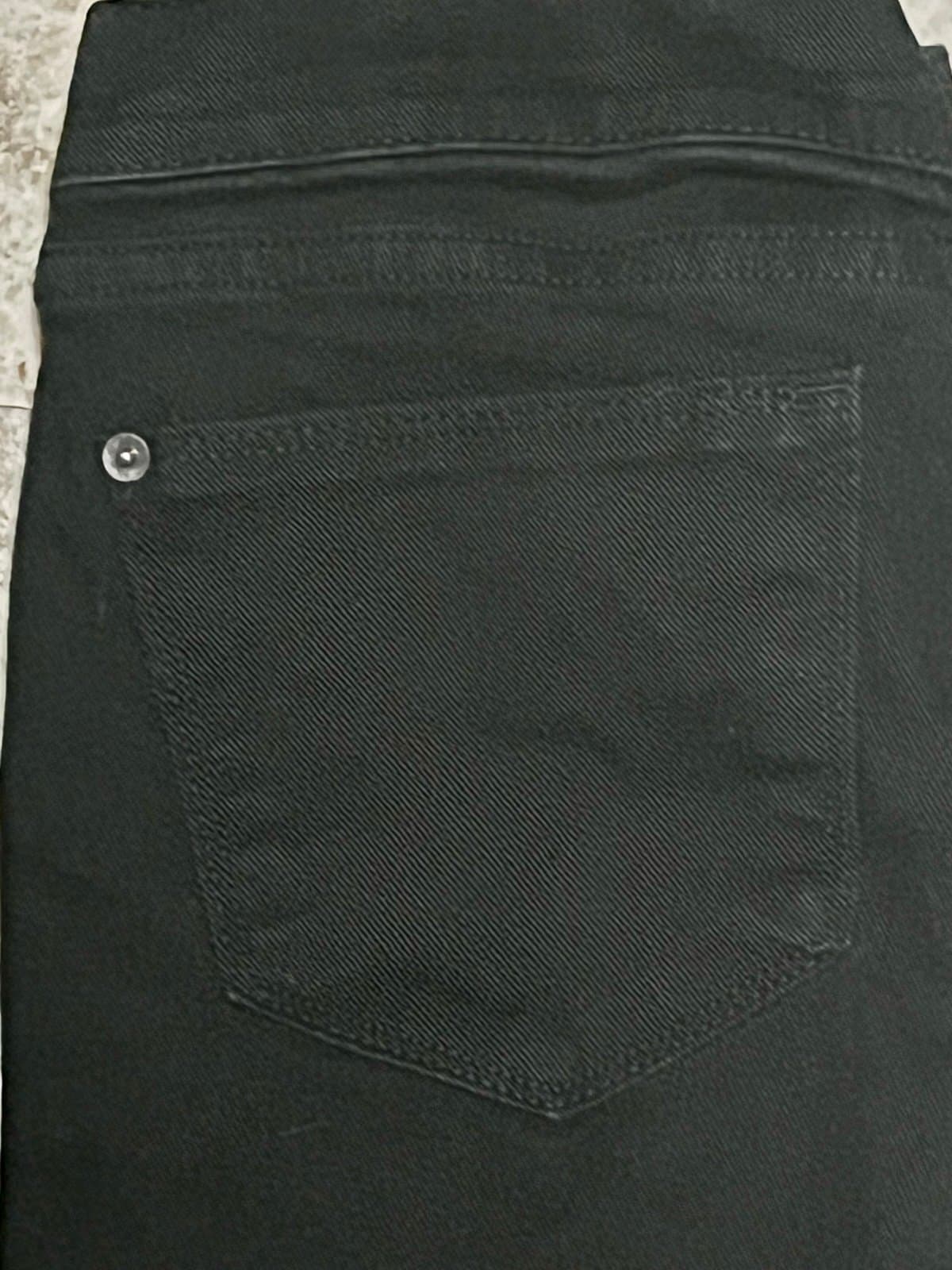 Women’s Old Navy Black Denim Jeans 6 - Thumbnail 5