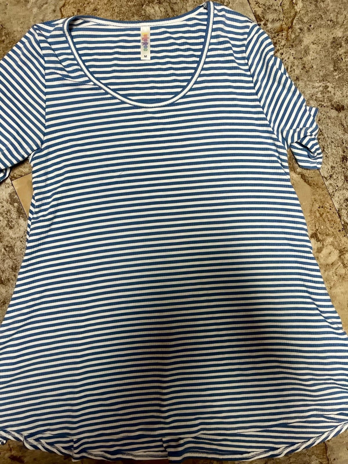 Ladies Top size M - Image 1