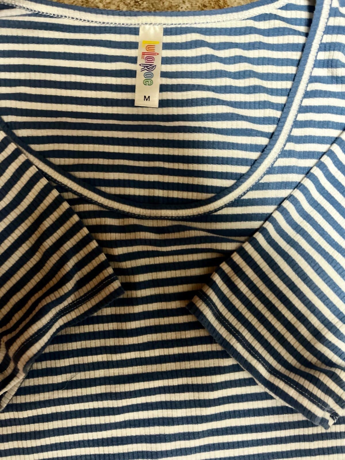 Ladies Top size M - Thumbnail 2