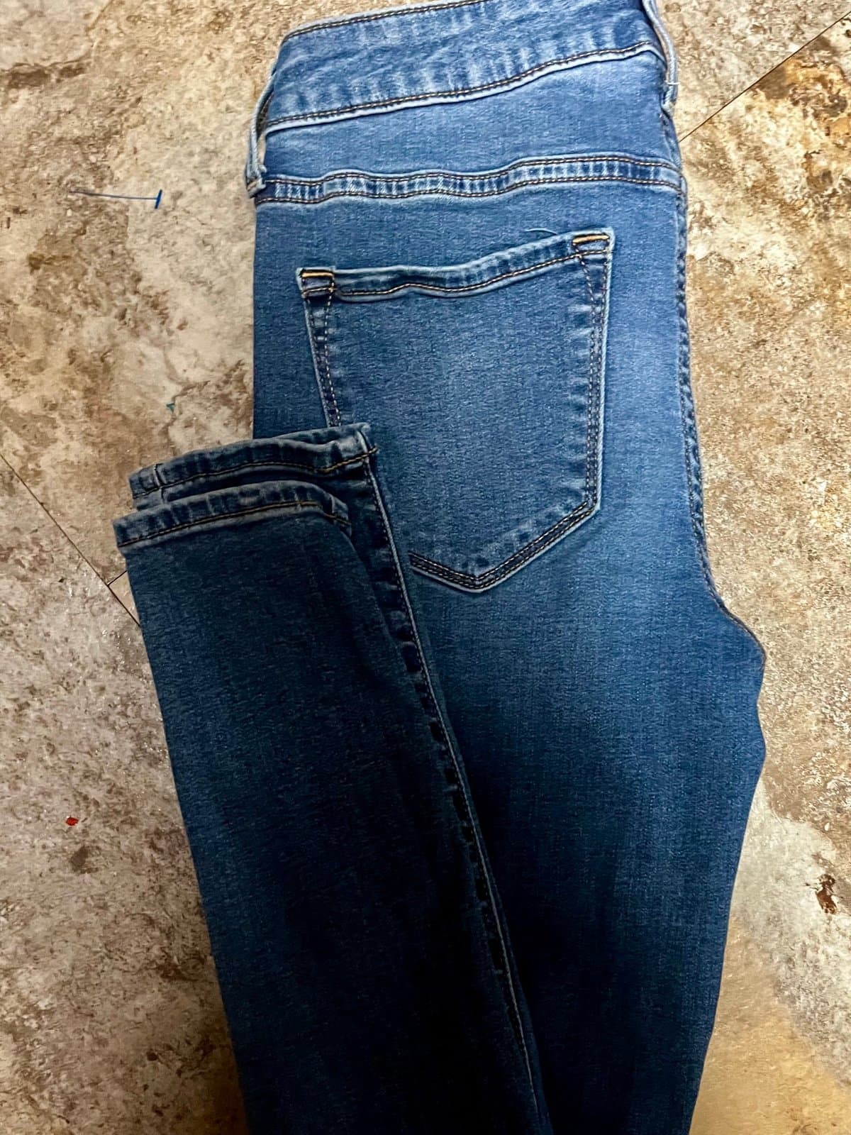 Old Navy Jeans Size 6 - Thumbnail 3