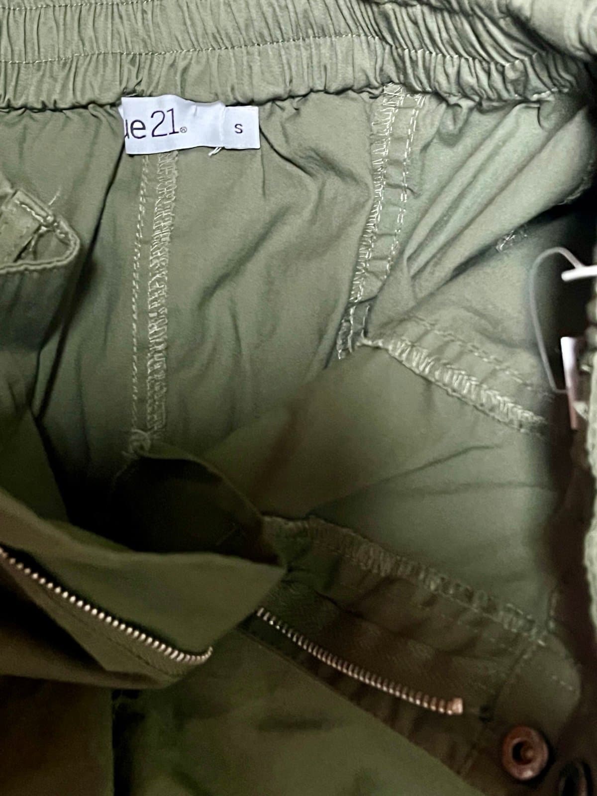 NWT, Rue 21 Cargo Pants, size SM. - Thumbnail 6