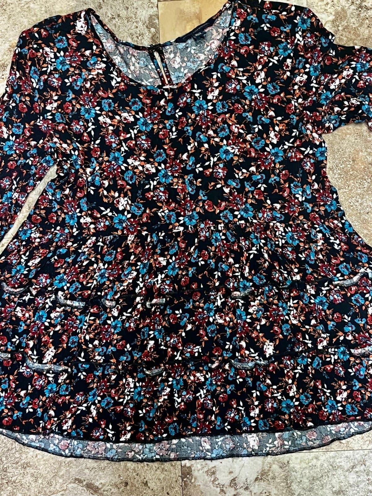 American Eagle Floral Top, size XS - Image 1