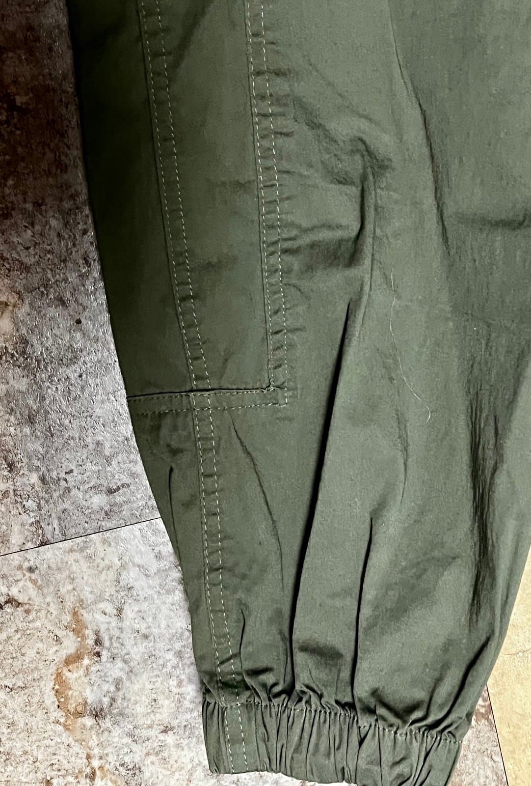 NWT, Rue 21 Cargo Pants, size SM. - Thumbnail 9