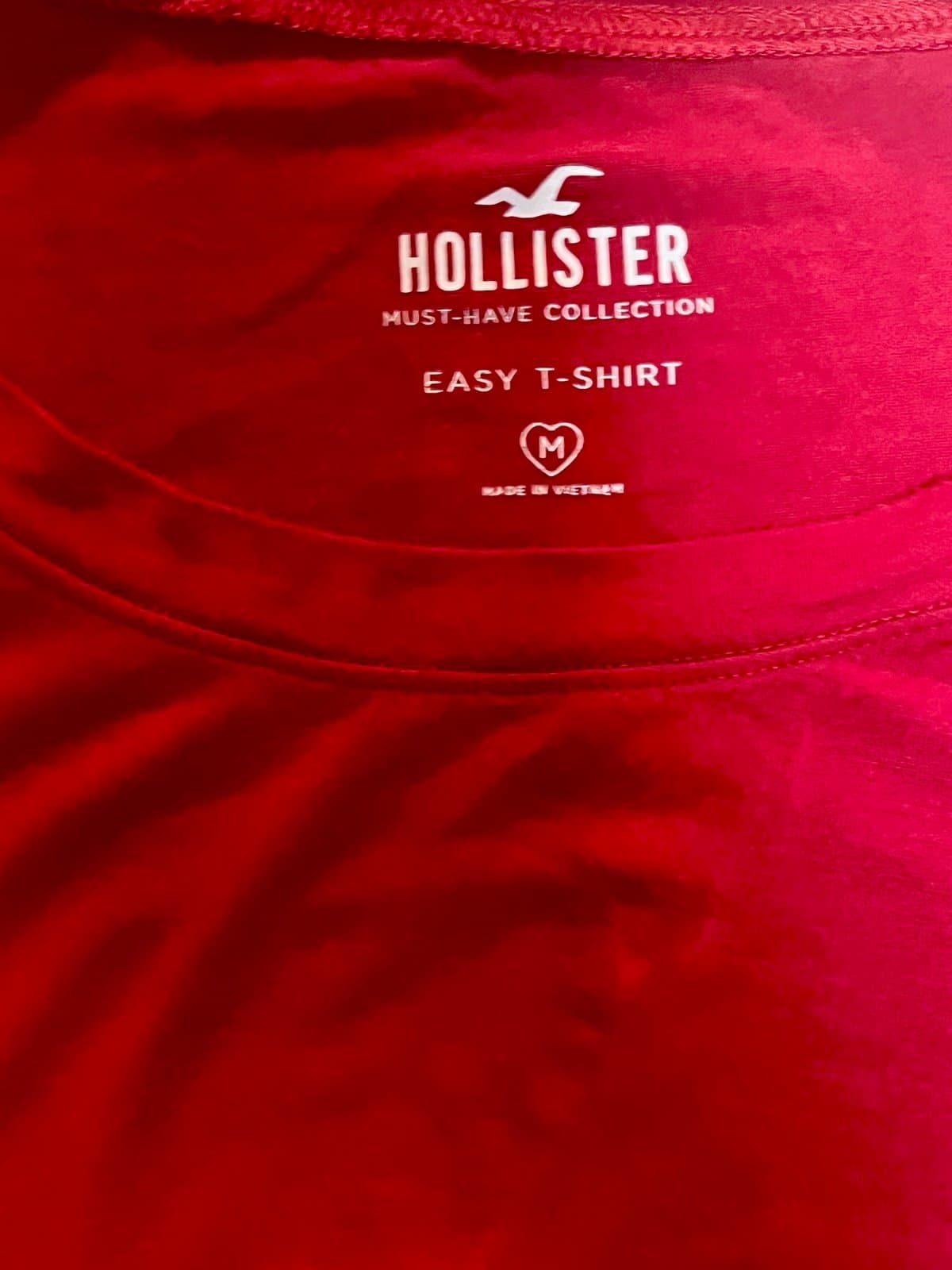 Short Sleeve Hollister Top, size M - Thumbnail 2