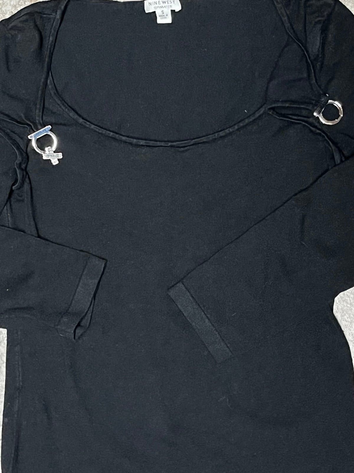 Nine West 3/4 sleeve, Form fitting black top, has clasp on the chest area, SM - Thumbnail 5