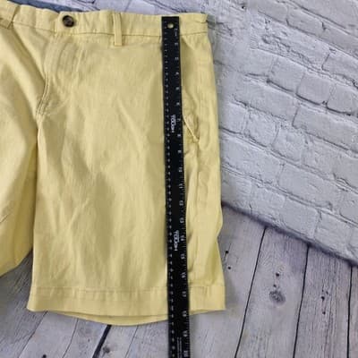 Chaps Yellow Shorts Men's Size 34 Flat Front Summer Beach Fun Golf - Thumbnail 5