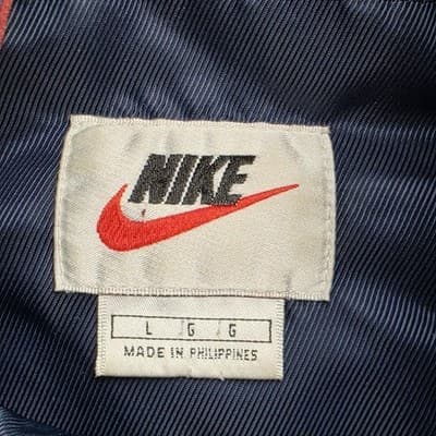 Vintage Men’s Large Navy Blue Nylon Jacket - Thumbnail 5