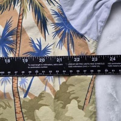 VTG Walt Disney World Medium Hawaiian Button Down Short Sleeve Shirt - Thumbnail 6