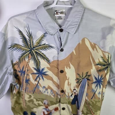 VTG Walt Disney World Medium Hawaiian Button Down Short Sleeve Shirt - Thumbnail 3