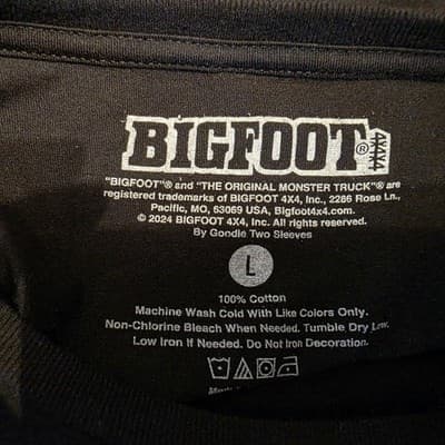 Bigfoot The Original Monster Truck Men's Large Black Short Sleeve T-Shirt - Thumbnail 3