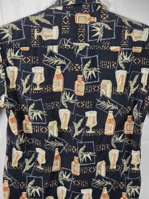 Batik Bay Medium Black Beer Bottles Floral Hawaiian Short Sleeve Shirt - Thumbnail 6