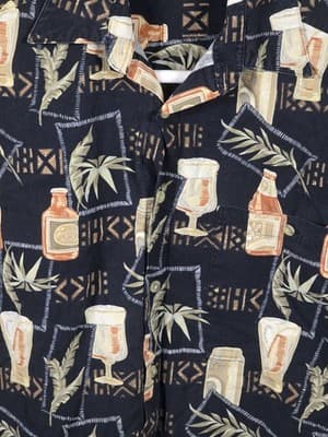 Batik Bay Medium Black Beer Bottles Floral Hawaiian Short Sleeve Shirt - Thumbnail 2
