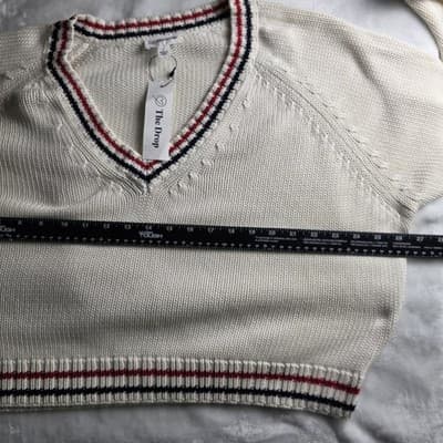 NWT The Drop Women's Large White W/ Red V-Neck Sweater - Thumbnail 4