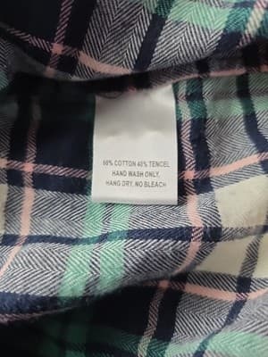 UNTUCKit Women's Size 0 Michelot Medium Green / Blue Plaid Button Up Shirt - Thumbnail 3