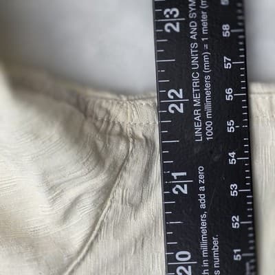 VTG Caribbean Men's Medium Ivory Silk Hawaiian Button Down Shirt - Thumbnail 6
