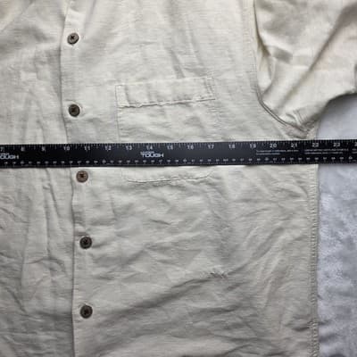 VTG Caribbean Men's Medium Ivory Silk Hawaiian Button Down Shirt - Thumbnail 7
