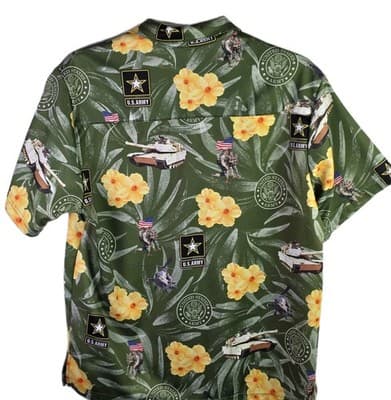 United States Military Men's Medium Hawaiian Floral Short Sleeve Shirt - Thumbnail 9