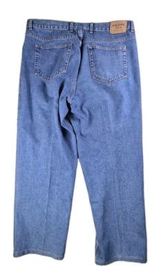 Chaps Men's 40 X 30 Classic Fit 5-Pocket Cotton Denim Jeans - Thumbnail 7